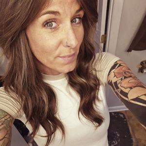 Meet your Posher, Dee